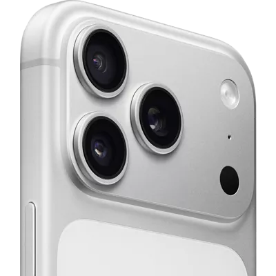 iPhone 17 Pro Triple 48MP Camera Lens Detail and Camera Plateau - Silver